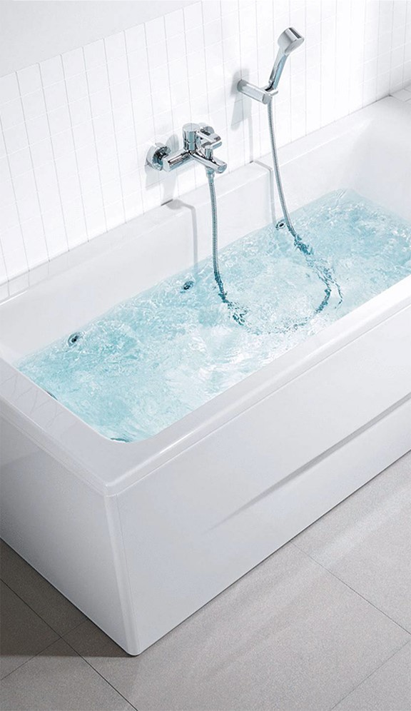 Wanna z hydromasażem – dlaczego warto w nią zainwestować?